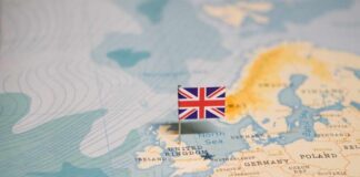 Map highlighting the United Kingdom with a flag