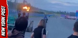 Russian Workers Evacuated Seconds Before Ukrainian Drone Hits Ozon Warehouse
